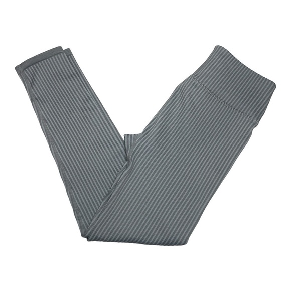 Fabletics Gray High-Waisted Ribbed Seamless Leggings Large - Picture 5 of 6
